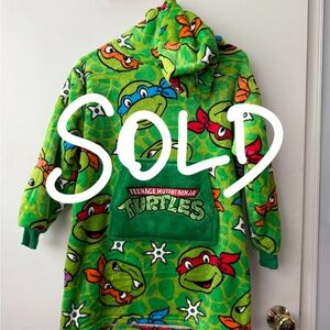 🚫SOLD🚫 Nickelodeon Teenage Mutant Ninja Turtles Plush Hooded Poncho